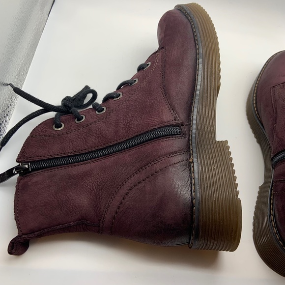 V-Italia La Farfalla Water Resistant Plum Royal Nubuck Leather Size 8 - Picture 14 of 16